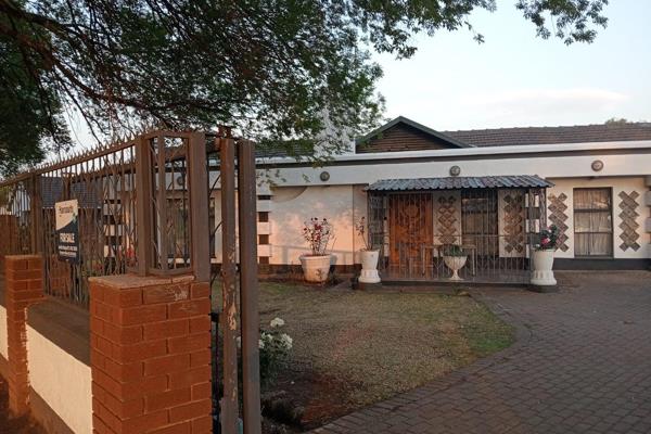 This stunning spacious family home is located in a peaceful suburb of Mackenzie Park, Benoni. 
This property consists of 3 spacious ...