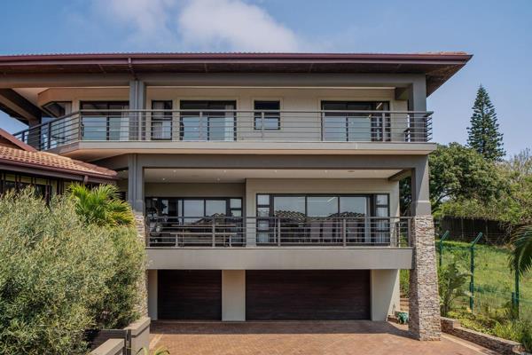 Modern three-bedroom home with panoramic sea views in Izinga. This well-presented ...