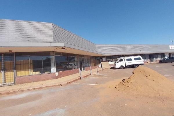 East lynne motor city | 200 square meter retail space to let | baviaanspoort road | east ...