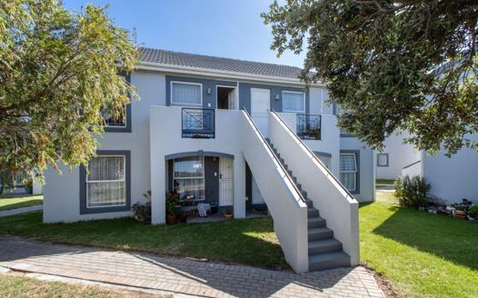 1 Bedroom Apartment / Flat for sale in Strand South