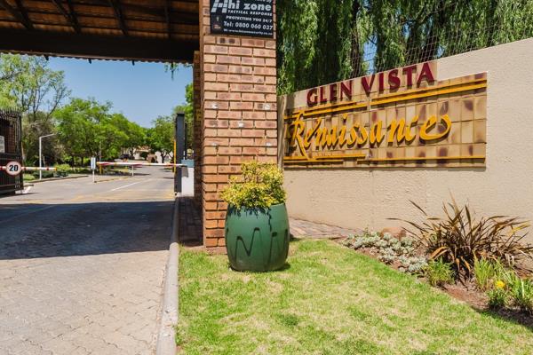 Discover tranquil living in one of the most sought-after retirement villages in Johannesburg South. This deluxe one-bedroom unit ...