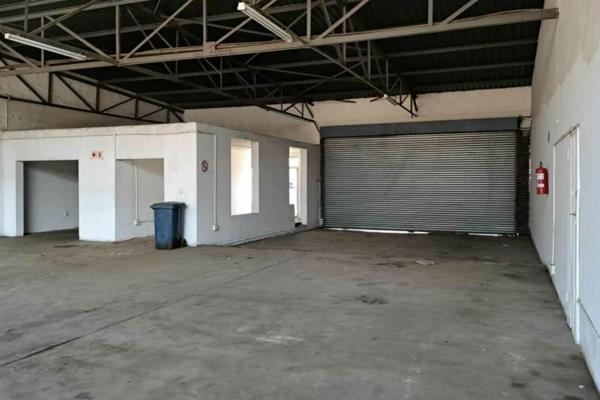 Commercial unit available in the area for lease. The space is approximately 349 m&#178; ...