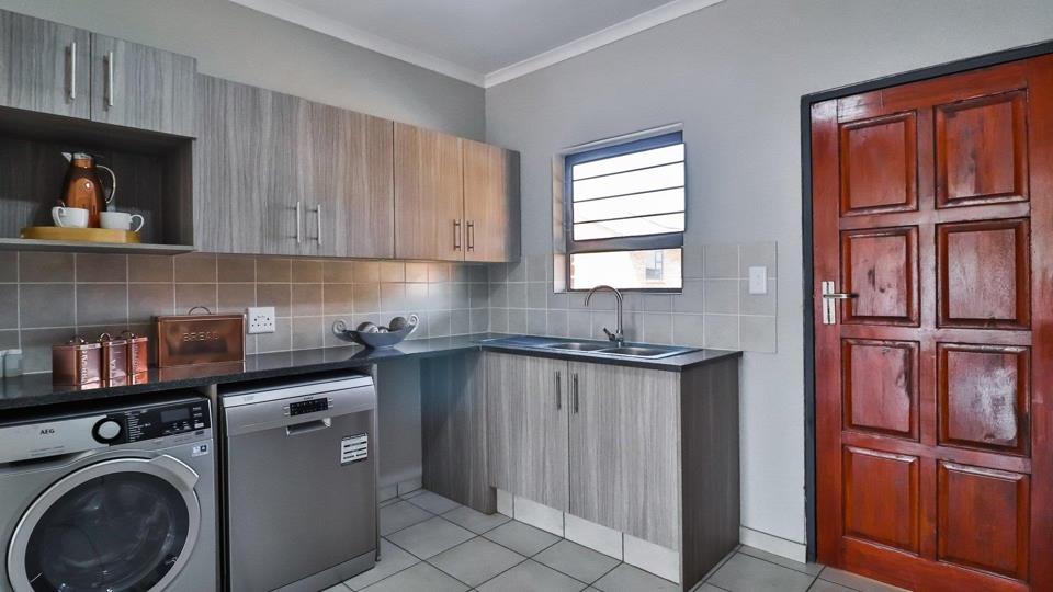 Listing number: P24-117507867, Image number: 3