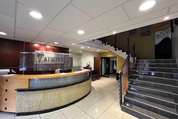 Presenting a prime commercial building in the heart of Bloemfontein CBD, strategically located across from the Raadsaal and offering ...