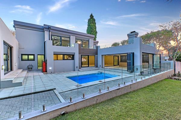 This modern, newly-renovated residence is located in the highly sought-after Dainfern Golf Estate, perfectly positioned with a ...