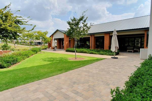 WATERKLOOF MARINA RETIREMENT ESTATE

A spacious bedroom with built-in cupboards
The ...