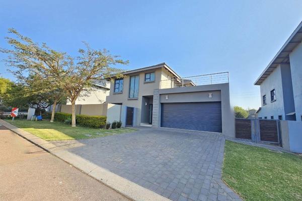 Stunning 4 Three-bedroom home for sale perfect for a small or medium sized family.

This beautiful property is located in a quiet ...