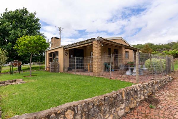 Dual mandate
Small farm of 4.85 hectares just 1 km from Riversdale with registered ...