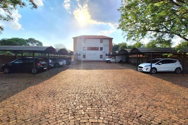 Have a look at this great first floor apartment that came on the market.
Features:
- 1 Bedroom
- 1 Bathroom
- 1 Carport
- ...