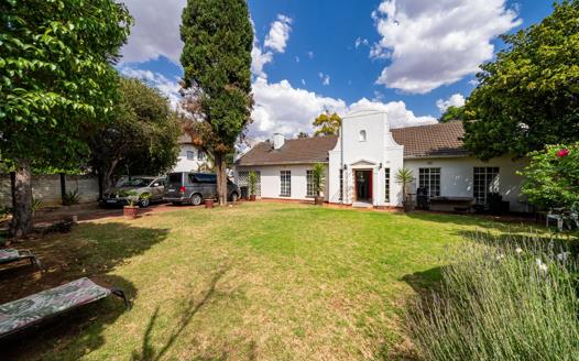 3 Bedroom House for sale in Brackendowns