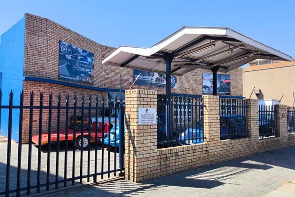 Location! Location! Location! 

This business property is in the center of Alberton &amp; zoned Industrial. Very busy main road ...