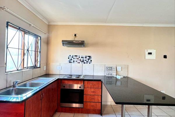 This house is available immediately for rental, it is located in a secure, gated complex. The property features an open-plan kitchen ...