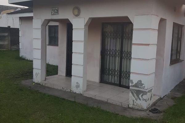 3 bedroom 2 bathroom house for sale in Esikhawini