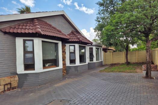 5 Bedroom House for sale in Vanderbijlpark SW 1