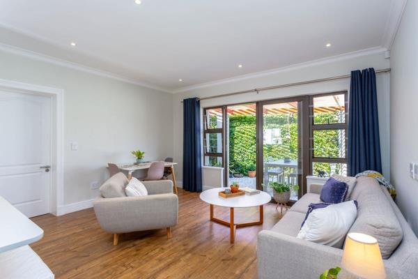 Welcome to this stunning modern 2-bedroom home, perfectly situated in the tranquil and secure Little Princess Vlei Estate, Elfindale. ...