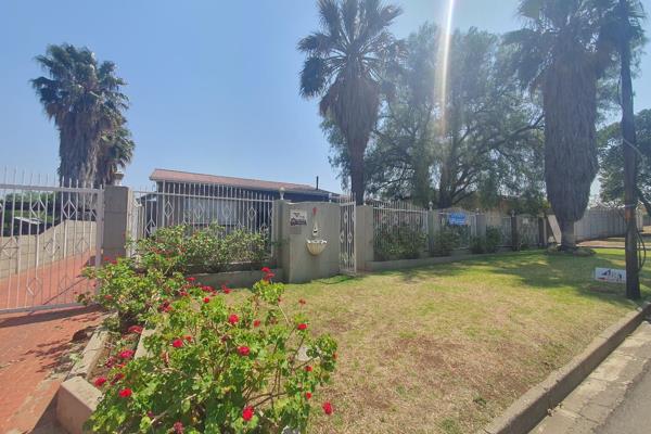 Best buy in Estera today.

This beautiful property is the one to have as it comes with 3 large carpeted bedrooms all with built in ...