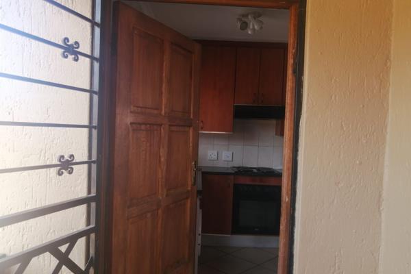 Own this &quot;Stunning and Quiet&quot; Apartment in A Security Estate!!!
2 Bedroom ...