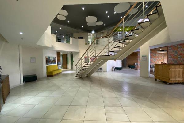 Situated in the heart of Midrand’s commercial hub, this prime property offers ...