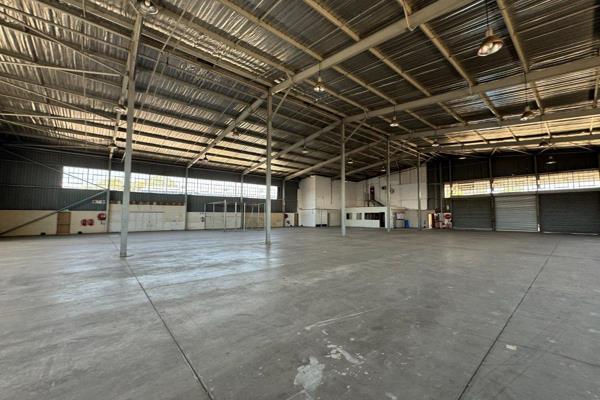 Spacious Layout: 2501 sqm designed for warehousing and office use, accommodating various ...