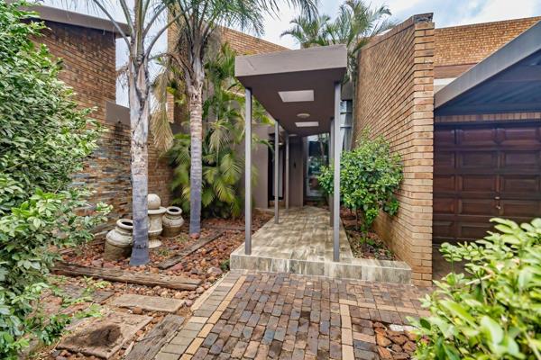 Brand New Sole Mandate
Be the proud owner off one of Polokwane&#39;s most well built homes in Silverkruin!

From the first step onto ...