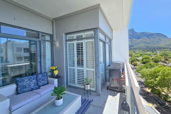 Luxurious 2 Bedroom Available in Claremont Upper!!

Luxurious two bedroom apartment in the sought-after Intaba Building, located in the ...