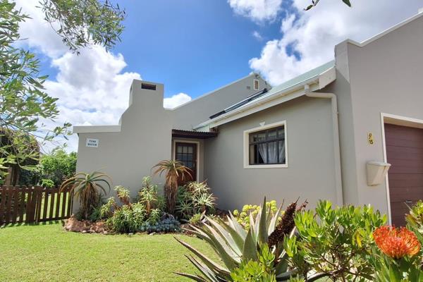 Exclusive Mandate:
2 Bedroom Town House within a secure complex, situated in the popular Aalwynfleur neighbourhood of Riversdale ...