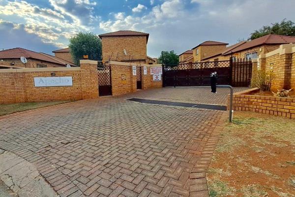 This is a  two-bedroom, one-bath apartment located in Witpoortjie. Here’s a breakdown of ...