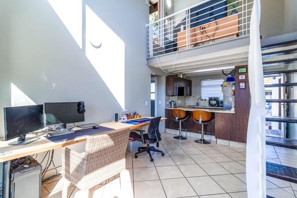 Welcome to this stunning 1-bedroom loft in the heart of Lonehill. Immaculately maintained and filled with natural light, this property ...