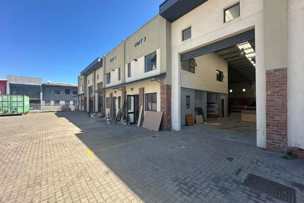 This warehouse space in Philippi offers a prime industrial location, conveniently ...