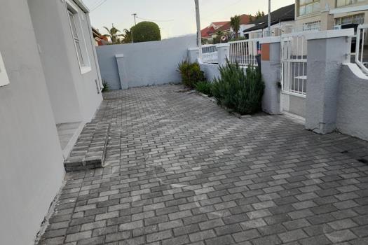 3 Bedroom House for sale in Athlone