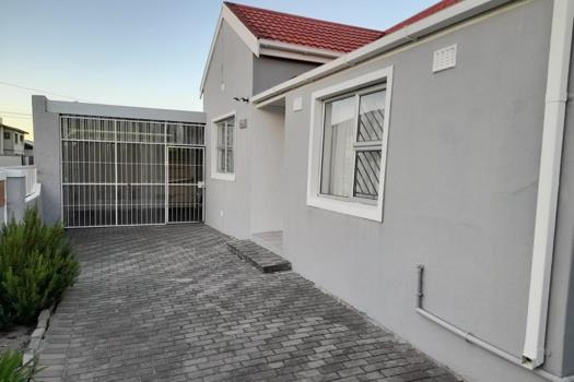 3 Bedroom House for sale in Athlone