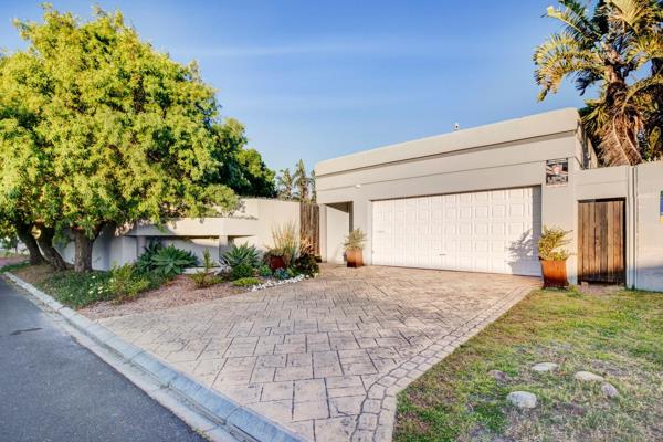 Nestled in the heart of Parklands, this stunning 3-bedroom home offers the perfect blend of comfort, style, and ...