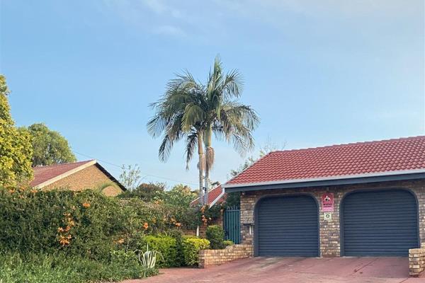 Brought to you Exclusively by Rawson Faerie Glen!

A Beautiful family home situated in the heart of Garsfontein this property will ...