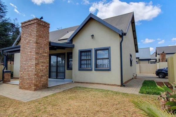 Stunning and spacious free standing town house consisting of 3-bedrooms 2 bathrooms for ...