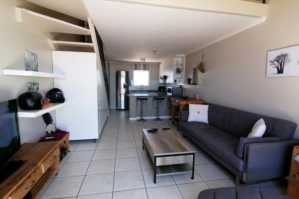 One bedroom double volume apartment with spectacular views of Table Mountain ...