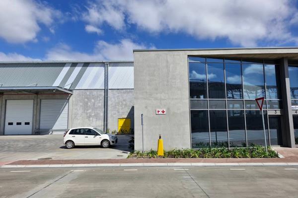 2831m2 AAA grade modern warehouse to let - Blackheath Industria.

This AAA grade ...