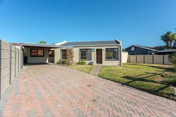 Nestled in the desirable Vryburger Avenue in Bothasig, this charming 3-bedroom home offers both comfort and beautiful road views of ...