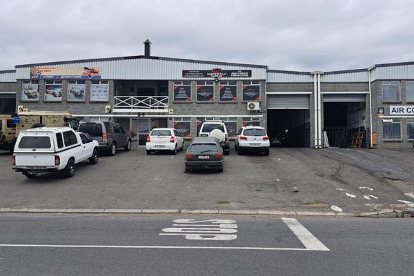 Discover a prime leasing opportunity in the bustling Brackenfell Industria with this ...