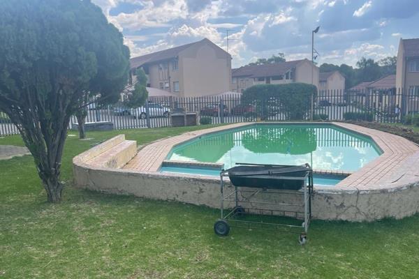 Spacious Upstairs unit consist of  2 large bedrooms , a big lounge, neat bathroom, large fitted kitchen , pool
and entertainment in a ...