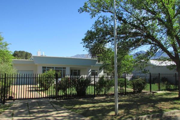 This property is situated in one of the most popular areas in Robertson.

The property ...