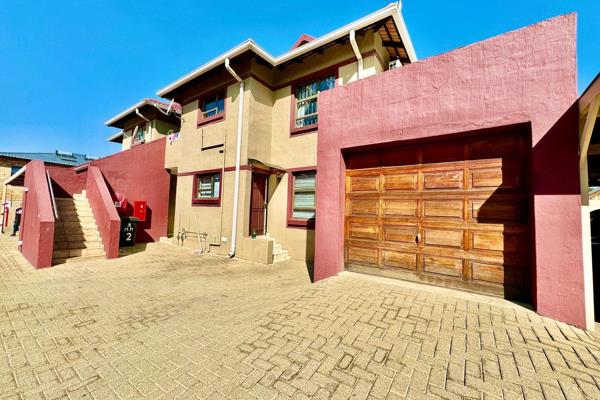 Price: R 1,099,000
Address: 27 Mazarine Mews, 20A Doncaster Road

Welcome to your new home in the heart of New Market, Alberton! This ...