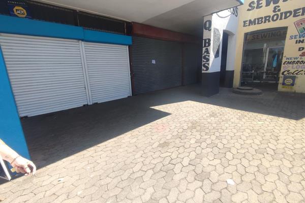 This retail unit spans 216 sqm and is ideally situated in the central business district of Vereeniging. It includes storage space on ...