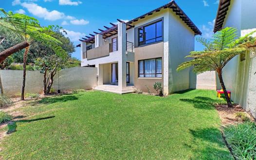 2 Bedroom Townhouse for sale in Fourways