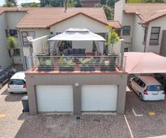 Townhouse for sale in Linksfield Ridge