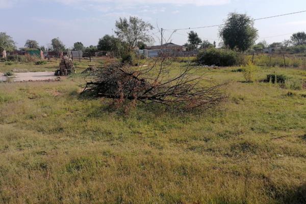 This 60 by 30 vacant stand is located in Mashemong Village in Hammanskraal

Water and electricity connected, peaceful ...