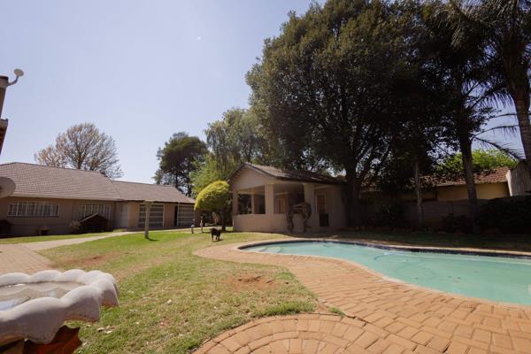 This unique 8000m&#178; plot is an exceptional opportunity for both living and ...