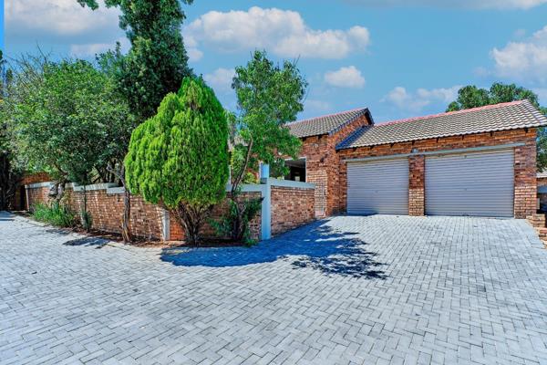 ?Discover your tranquil oasis in this sought-after Midrand suburb of Kyalami Hills. This ...