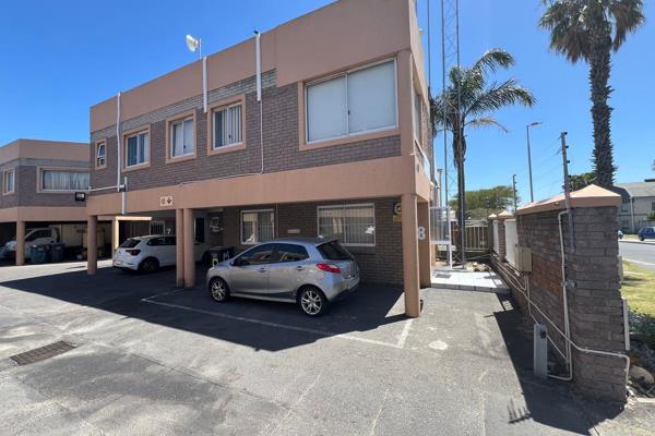 Prime Killarney Gardens Warehouse Available
This well-maintained warehouse is situated ...