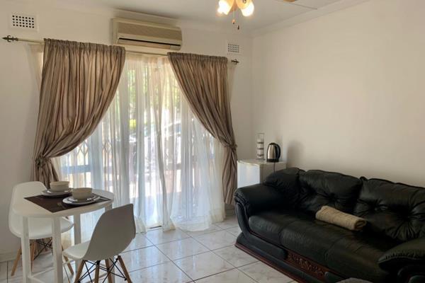 This cottage is suitable for a single person with one vehicle.  

It has an open plan bedroom/lounge with a separate bathroom and ...