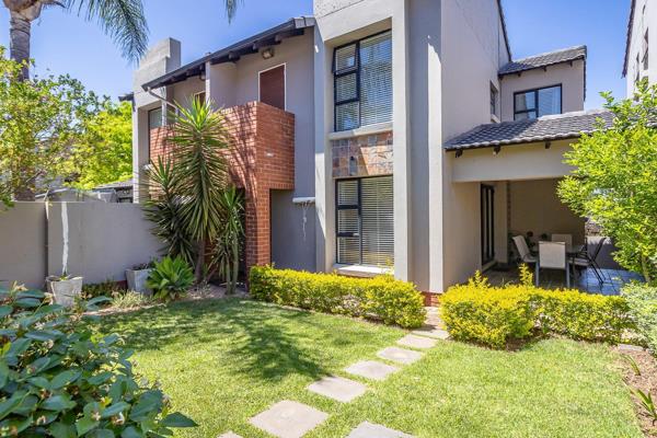 Exclusive Sole Mandate.
A most stunning townhouse in sought-after Central Fourways ...